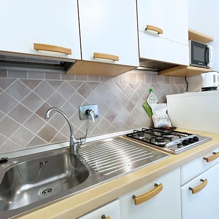 Adriana Di Argonautivacanze Apartment