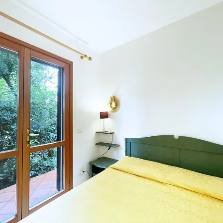 Adriana Di Argonautivacanze Porto Azzurro