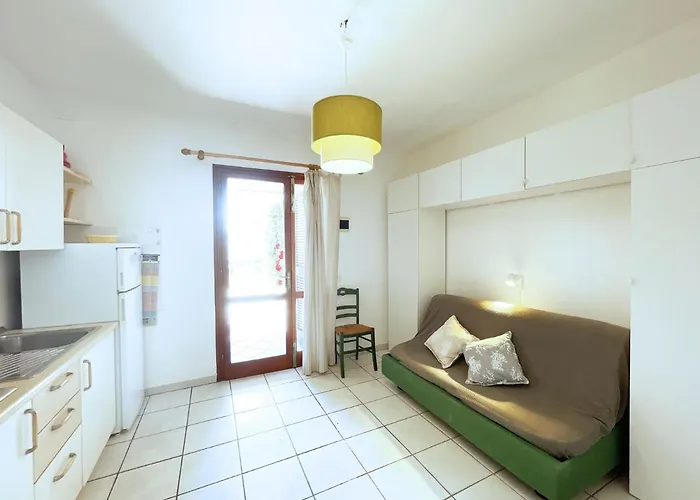 Adriana Di Argonautivacanze * Porto Azzurro